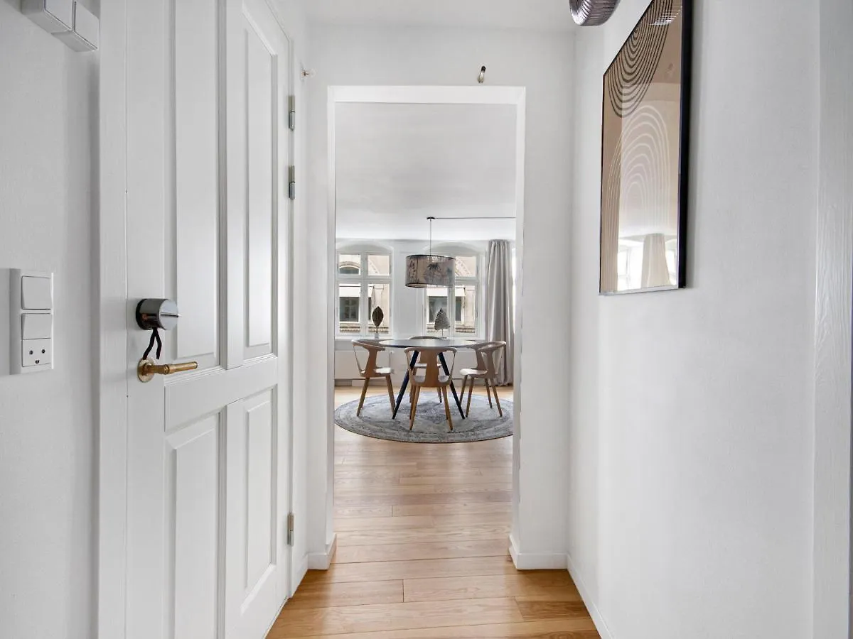 קופנהגן Sanders Regent - Endearing One-Bedroom Apartment Near Central Square